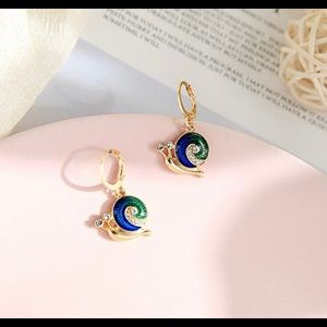Snail Small Dangle Earrings